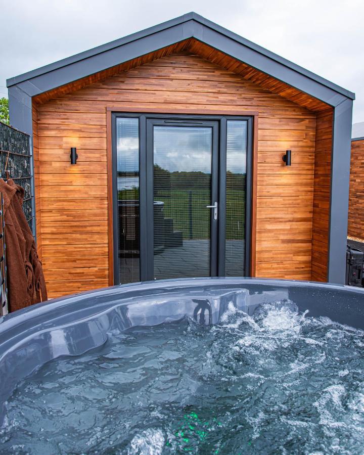 Hotel Lough Beg Glamping Newferry Zewnętrze zdjęcie